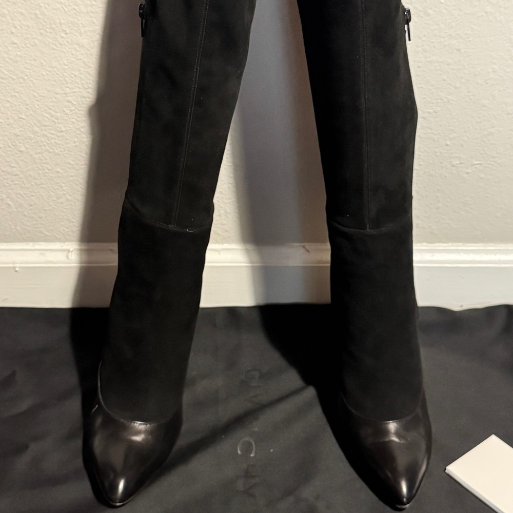 Boots - Picture 6 of 11